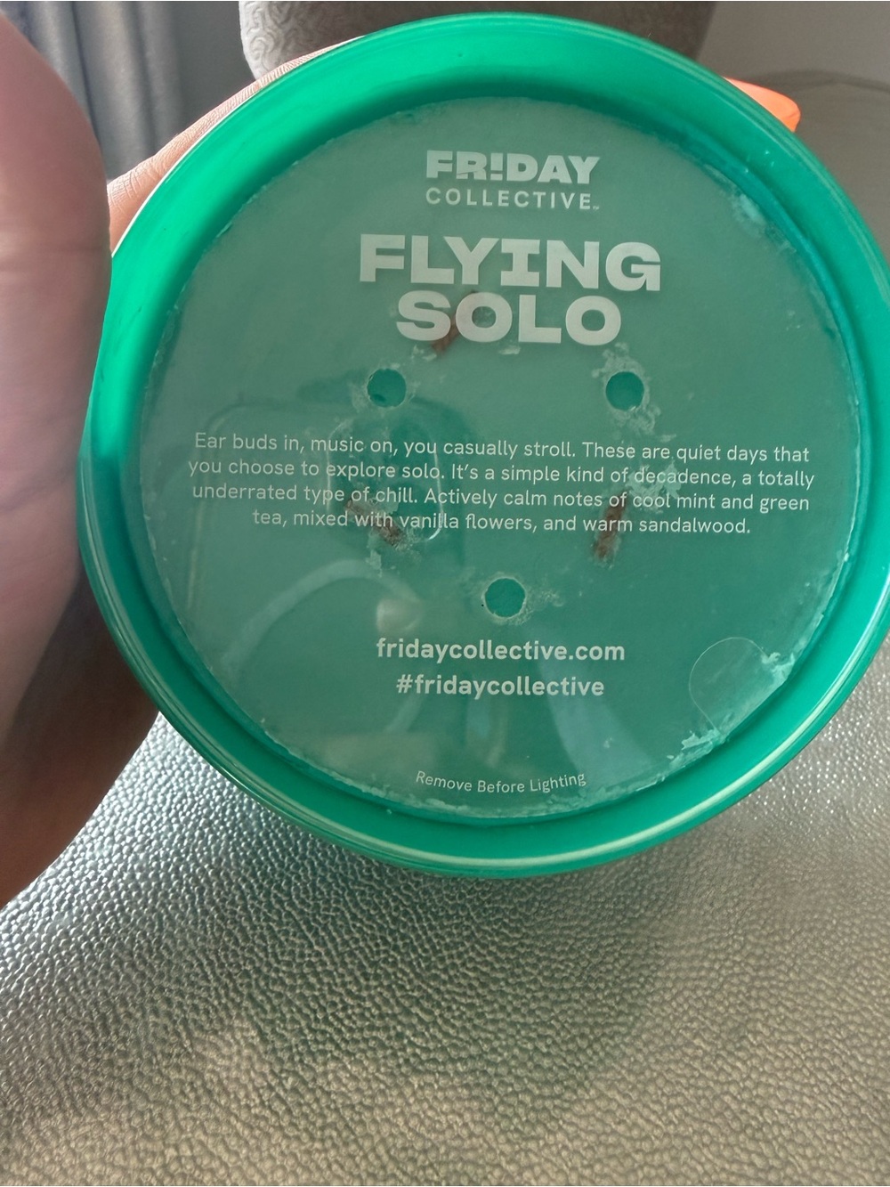 FRIDAY COLLECTIVE Flying Solo Candle - Teal Jar